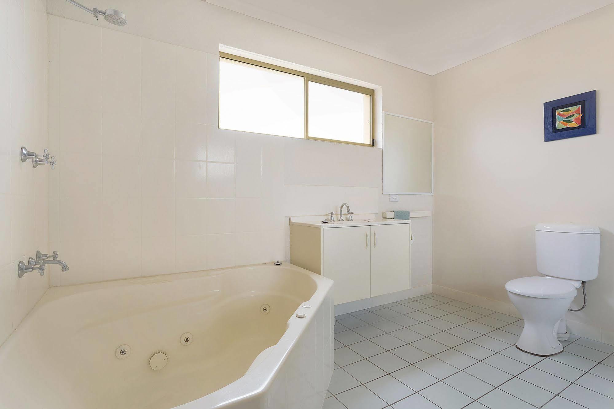 Baywatch Apartments Merimbula Esterno foto